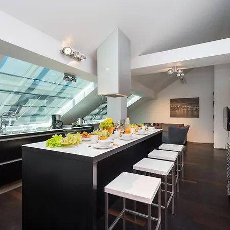 Apartment Empirent Gold Street *